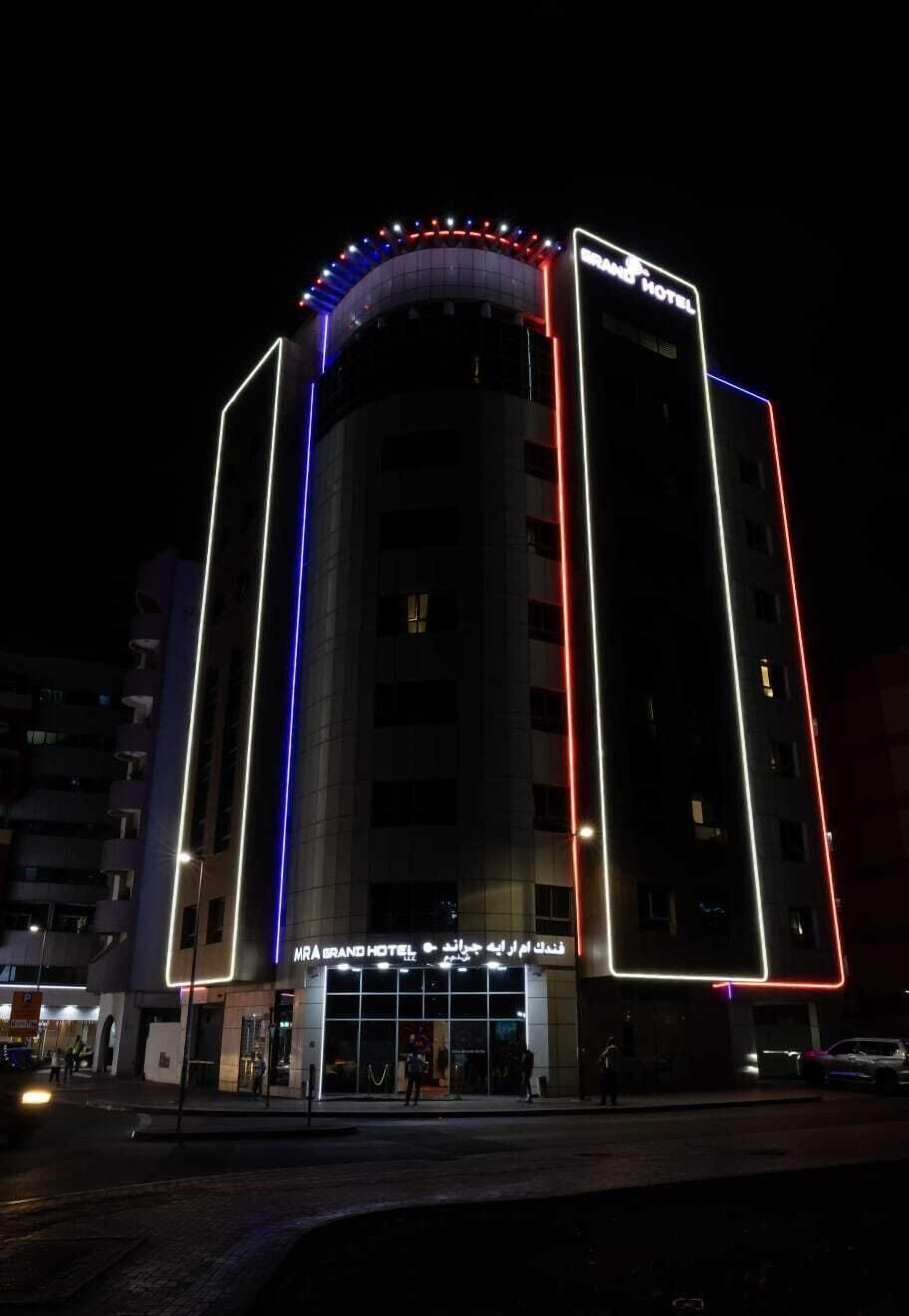 Photo - MRA Grand Hotel