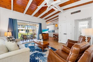 Condo, 1 King Bed with Sofa bed (Condo - 56) | Living area - Casa Mar By Beachside Management (Siesta Key)
