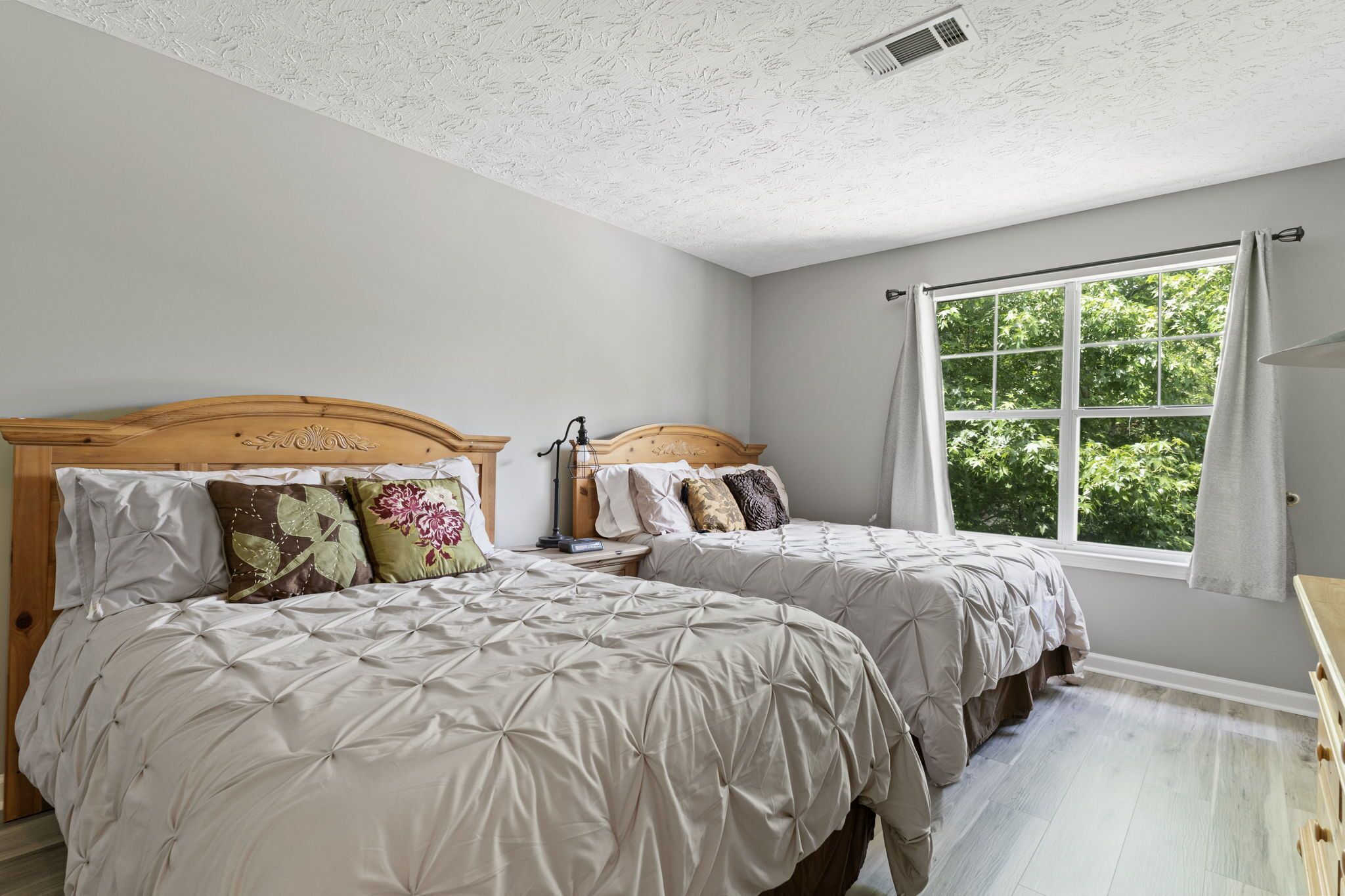 19th Hole on Lake Martin