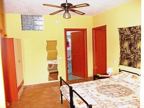 3 chambres, Wi-Fi gratuit, draps fournis