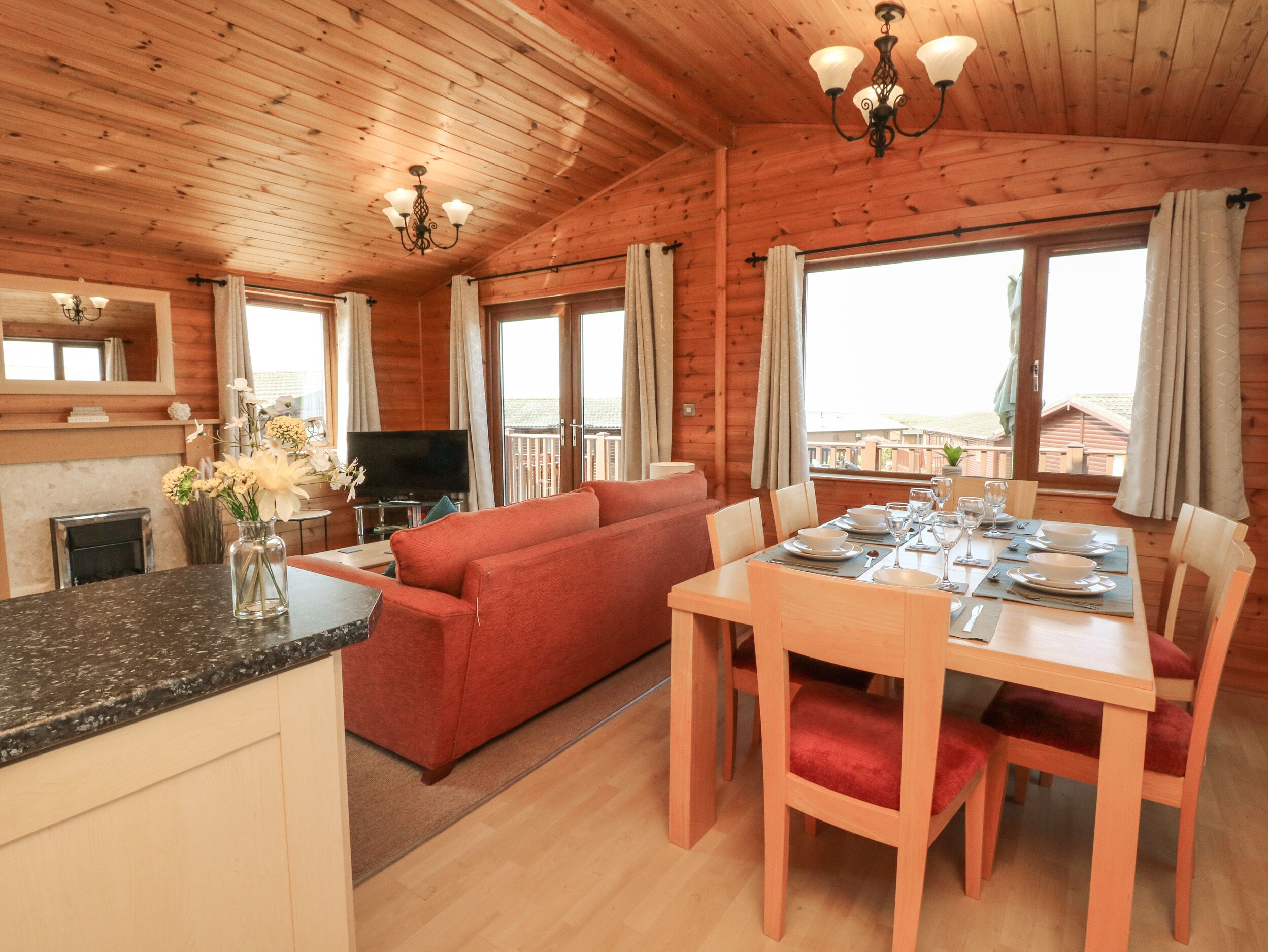 Seascape Retreat, Pet Friendly, With Hot Tub In Ilfracombe - Ilfracombe
