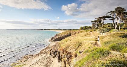 Grande maison avec tennis, les plages Ă pied