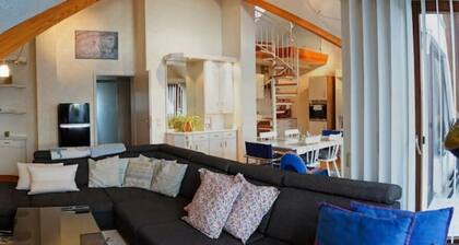 Große, helle Wohnung für bis zu 6 Personen