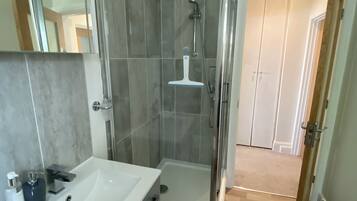 Comfort Studio | Bathroom