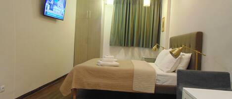 1 bedroom, free WiFi, bed sheets