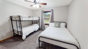 2 bedrooms, desk, WiFi, bed sheets