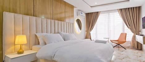 Executive Apartment | 3 bedrooms, minibar, in-room safe, individually decorated