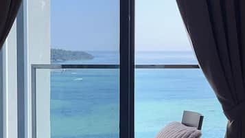 Familiekamer, uitzicht op zee | 1 slaapkamer, individueel gedecoreerd, individueel gemeubileerd