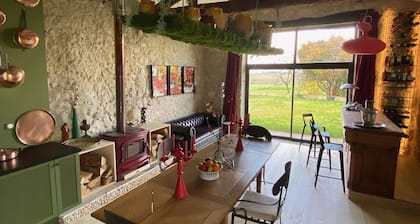 Maison de campagne de charme en pleine nature avec piscine