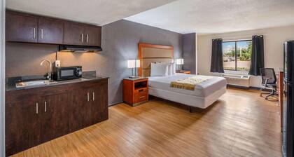 OYO Hotel Orlando Airport