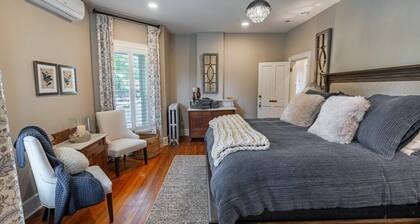 Luxury King Suite in the heart of the Royal Gorge Region