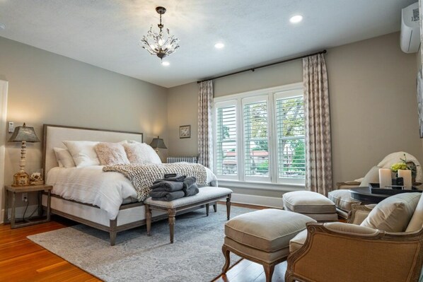 1 habitación, tabla de planchar con plancha, wifi y ropa de cama 