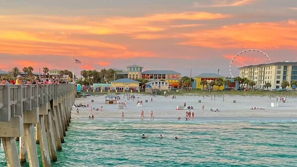 Beach - "Blue Sea" 403 Lullwater-Walk to Pier Park-Sleep 6 (Panama City Beach)