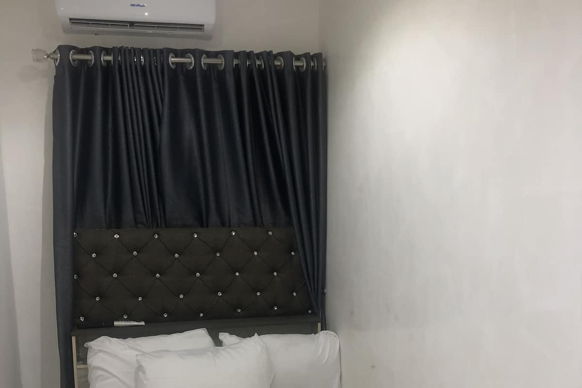스탠다드룸 | 고급 침구, 책상, 노트북 작업 공간, 무료 WiFi