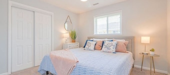 #Buckroe Bungalow ~Escape to the Beach 2mins Away!