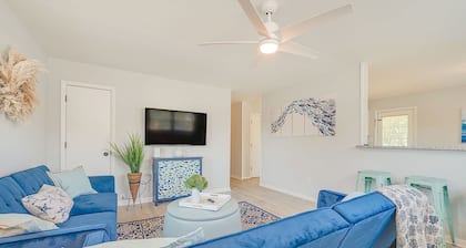 #Buckroe Bungalow ~Escape to the Beach 2mins Away!