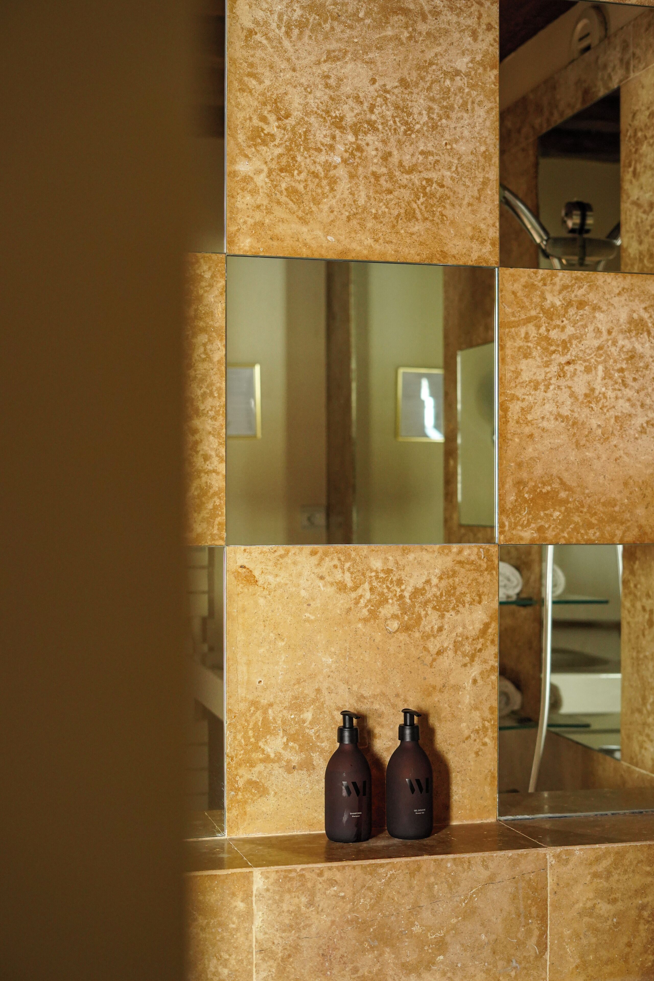 Foto - L'Absinthe Hôtel