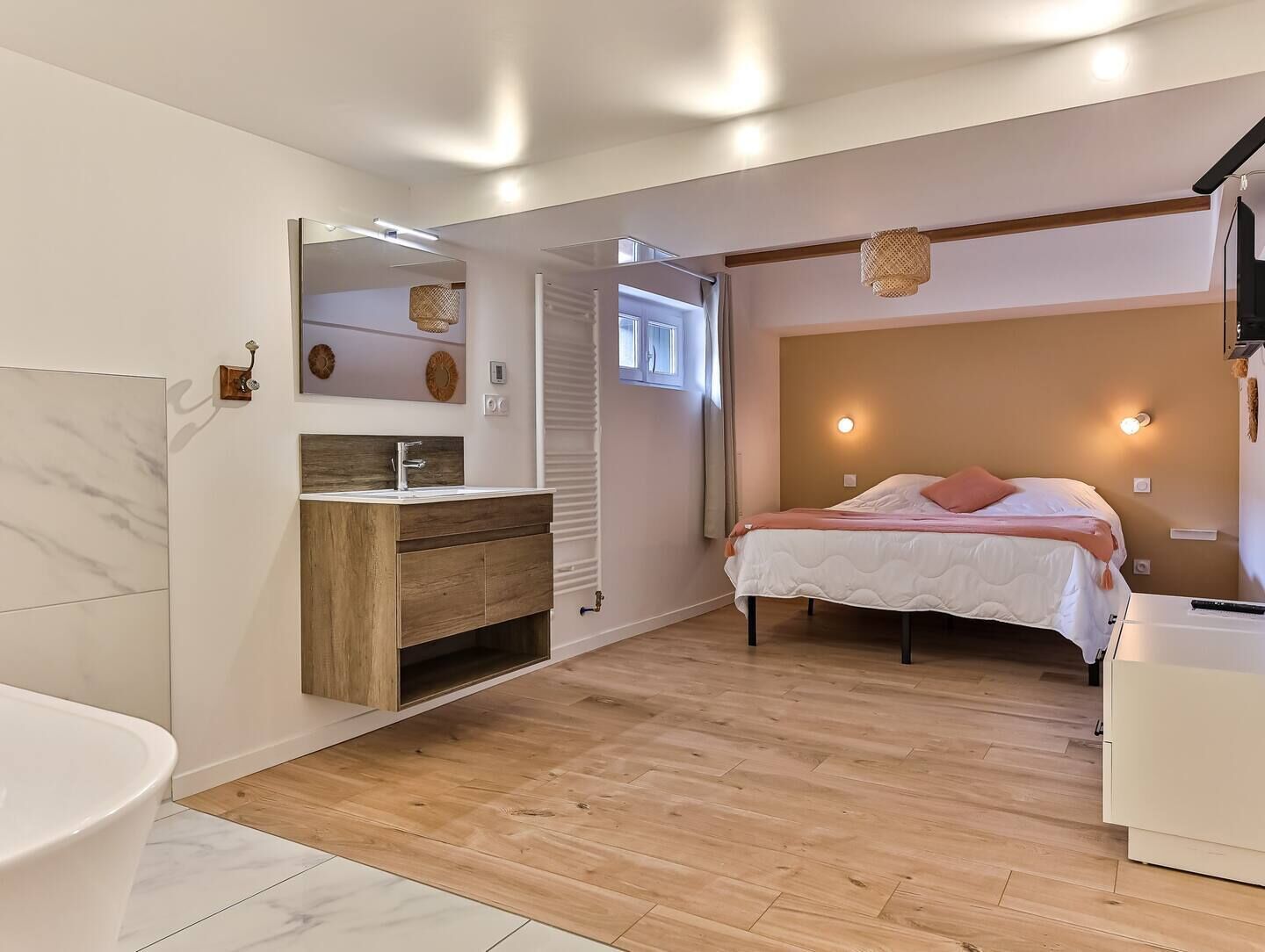 4 chambres, lit parapluie, Wi-Fi