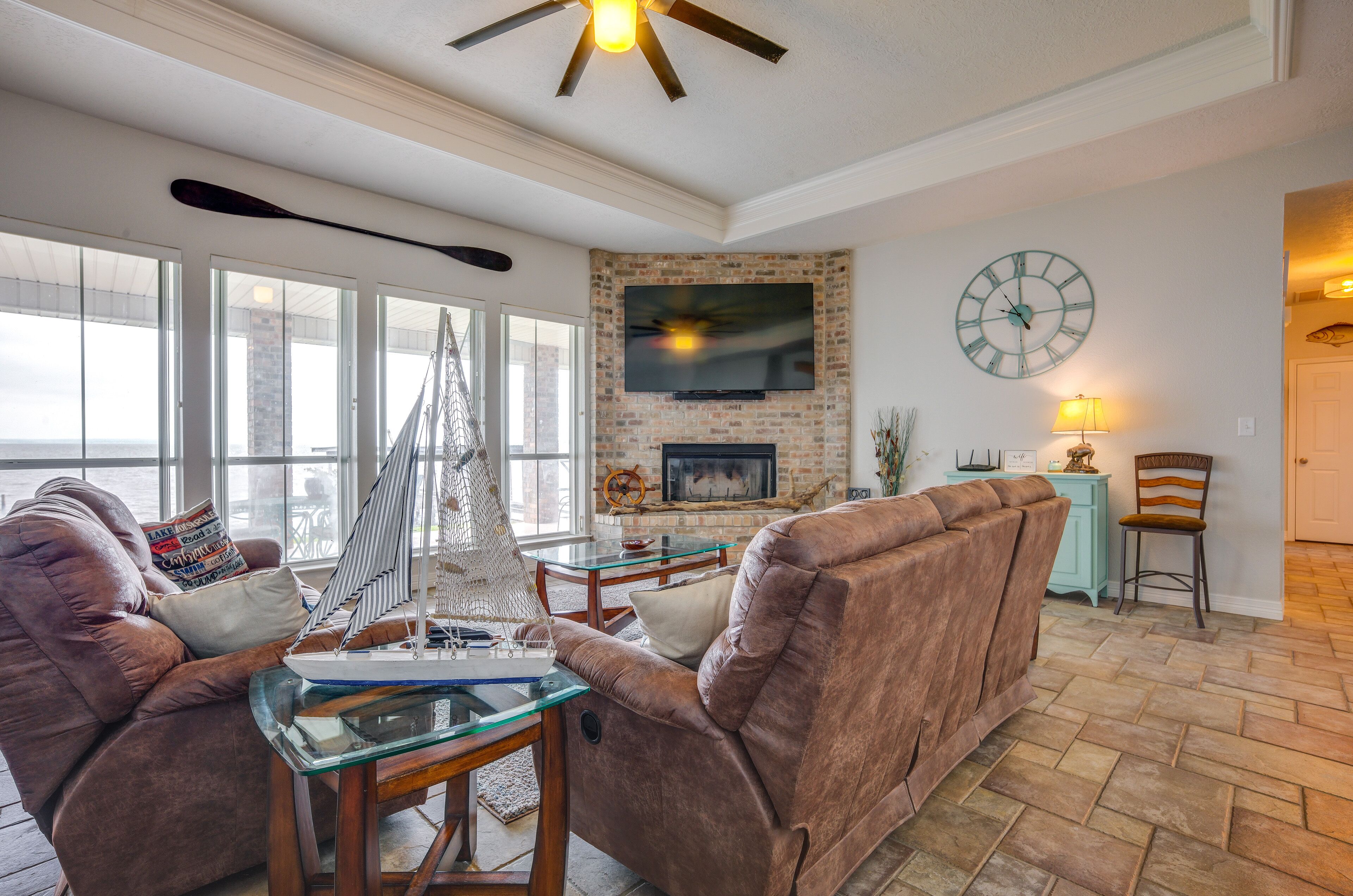 Lakefront Livingston Vacation Rental w/ Boat Dock!