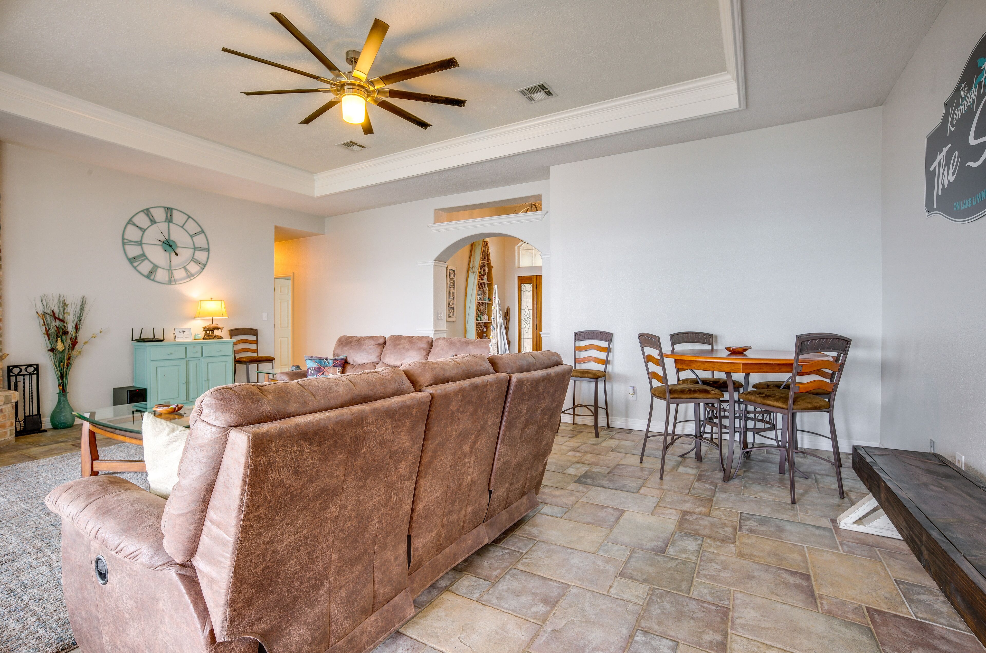 Lakefront Livingston Vacation Rental w/ Boat Dock!