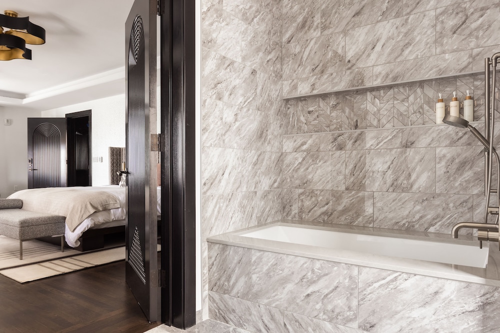 Orli La Jolla by null