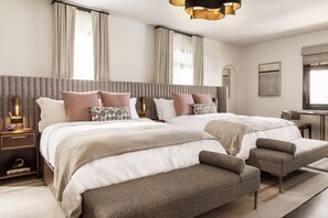 Egyptian cotton sheets, premium bedding, individually decorated - Orli La Jolla (La Jolla)