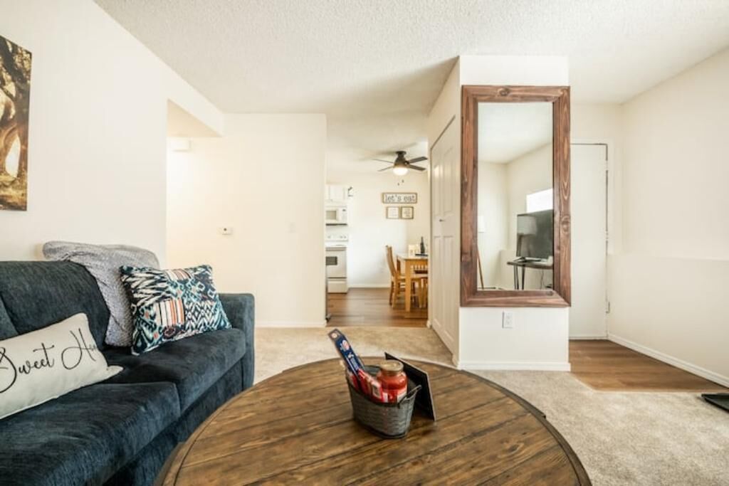 ❤Mountain Springs Condo! 5 guests, Kitchen 2 BR❤