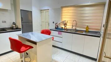 Departamento de lujo | Cocina privada | Tostadora