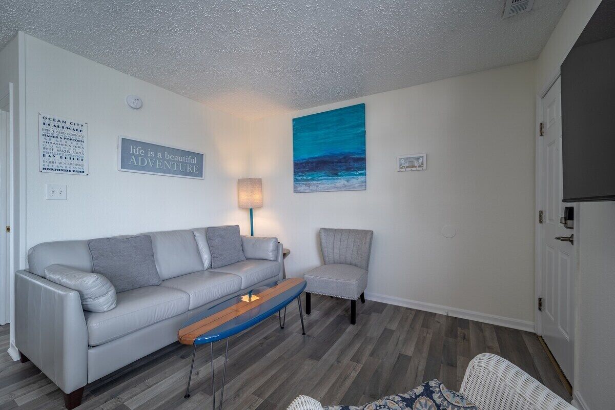2 Bedroom-Downtown-NearBoardwalk
