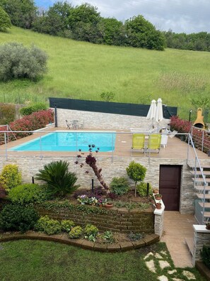 Utomhuspool