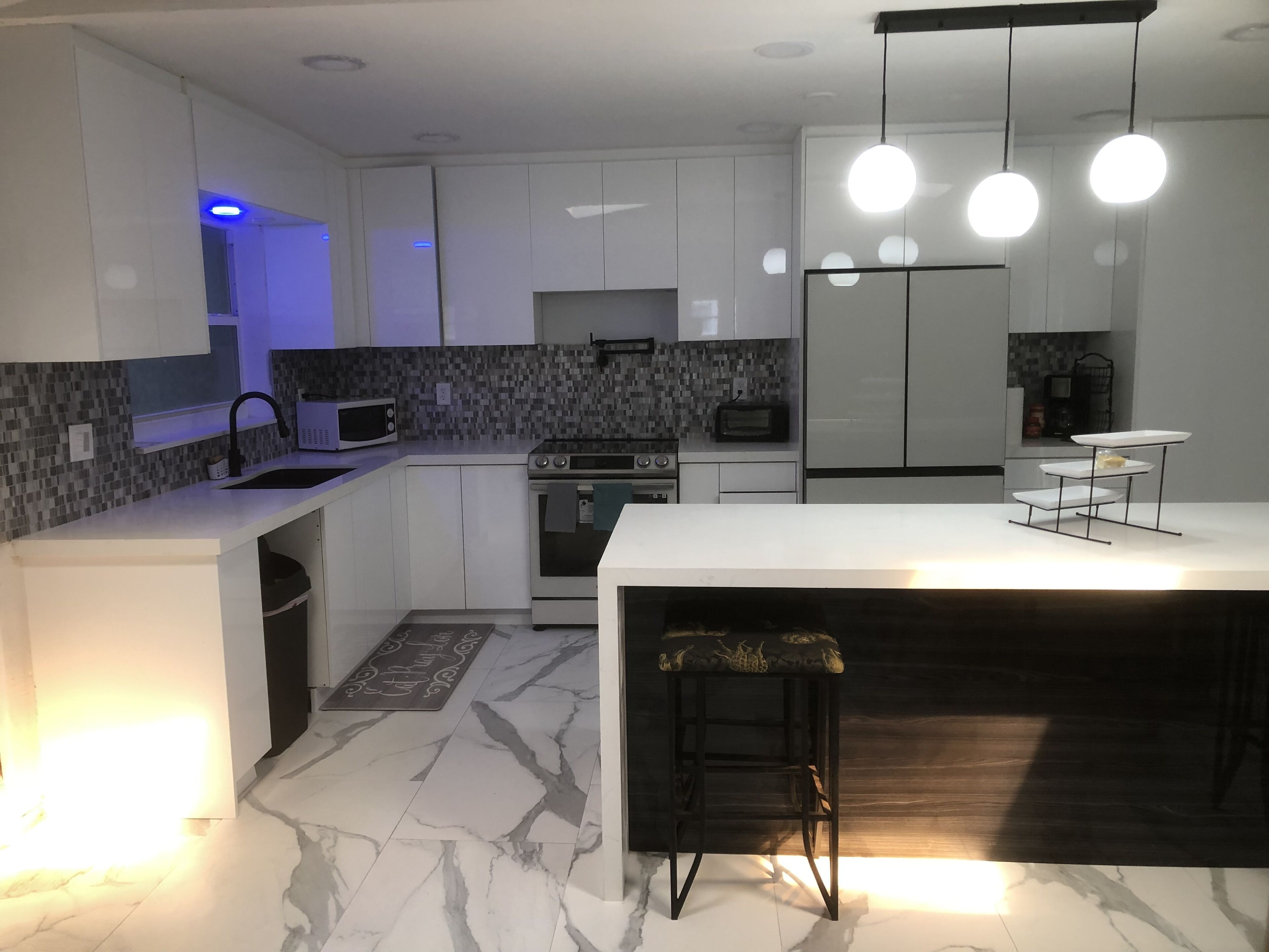 Beautiful Modern Lifestyle Home