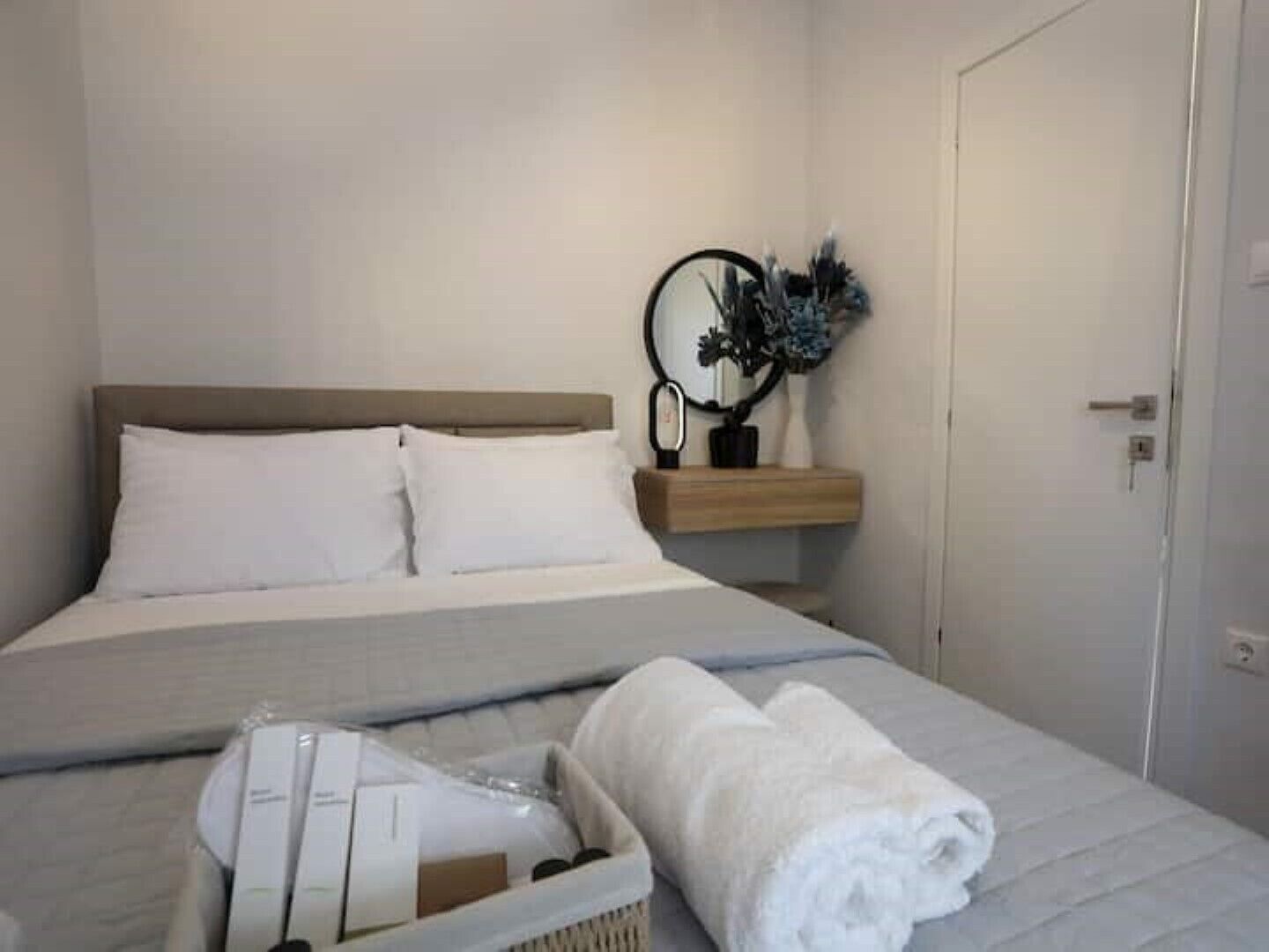 Psimithefto Luxury Apartment