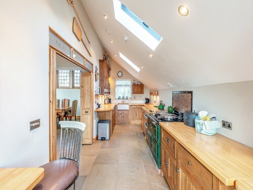 Sympathetically stunning restored property.