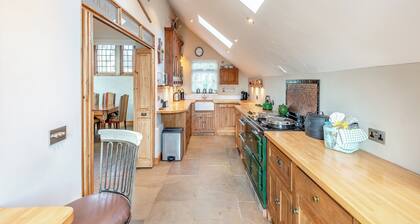 Sympathetically stunning restored property.