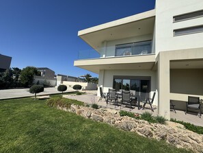 Villa | Property grounds