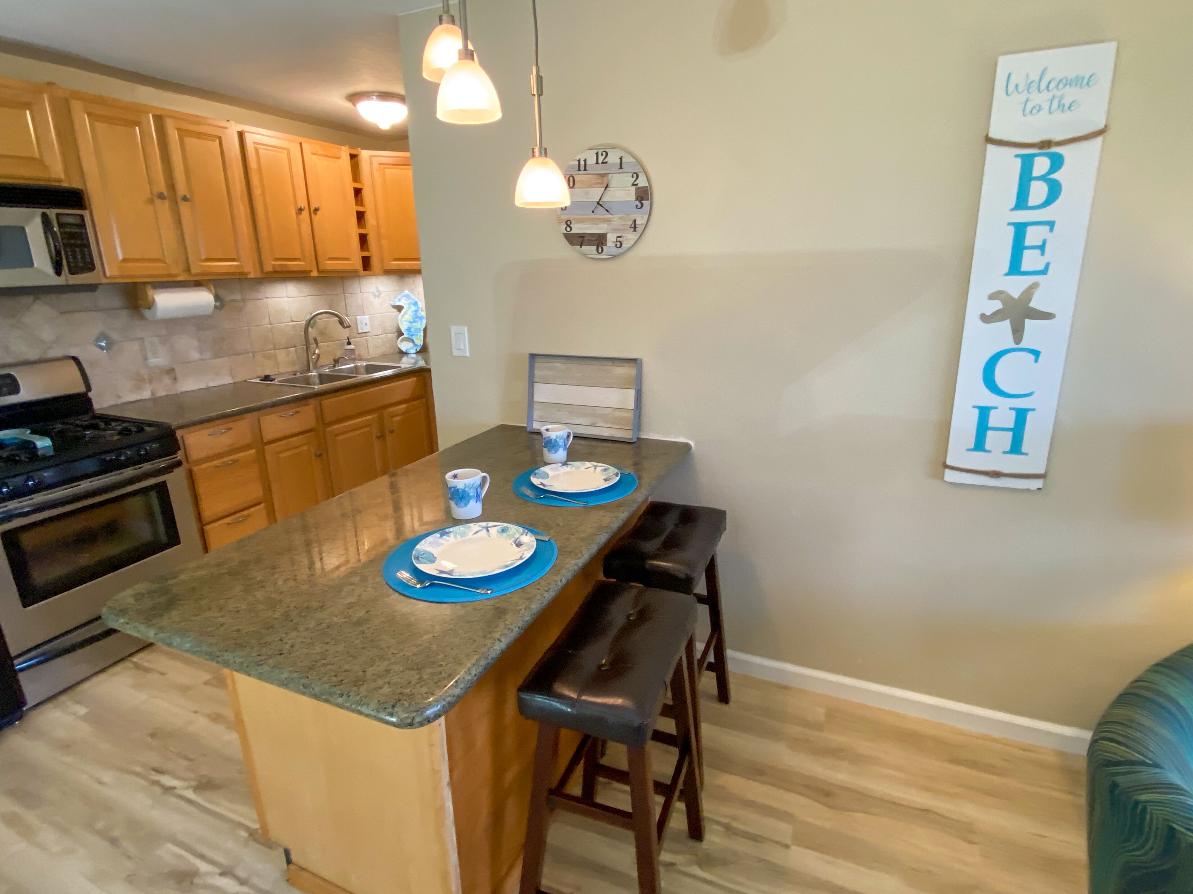 Surfside Zen...Steps from the Beach!