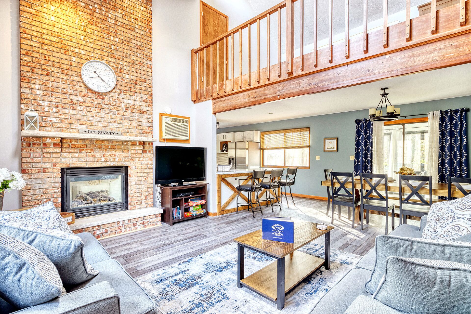 Spacious Home in Lake and Snow Community with Game Room