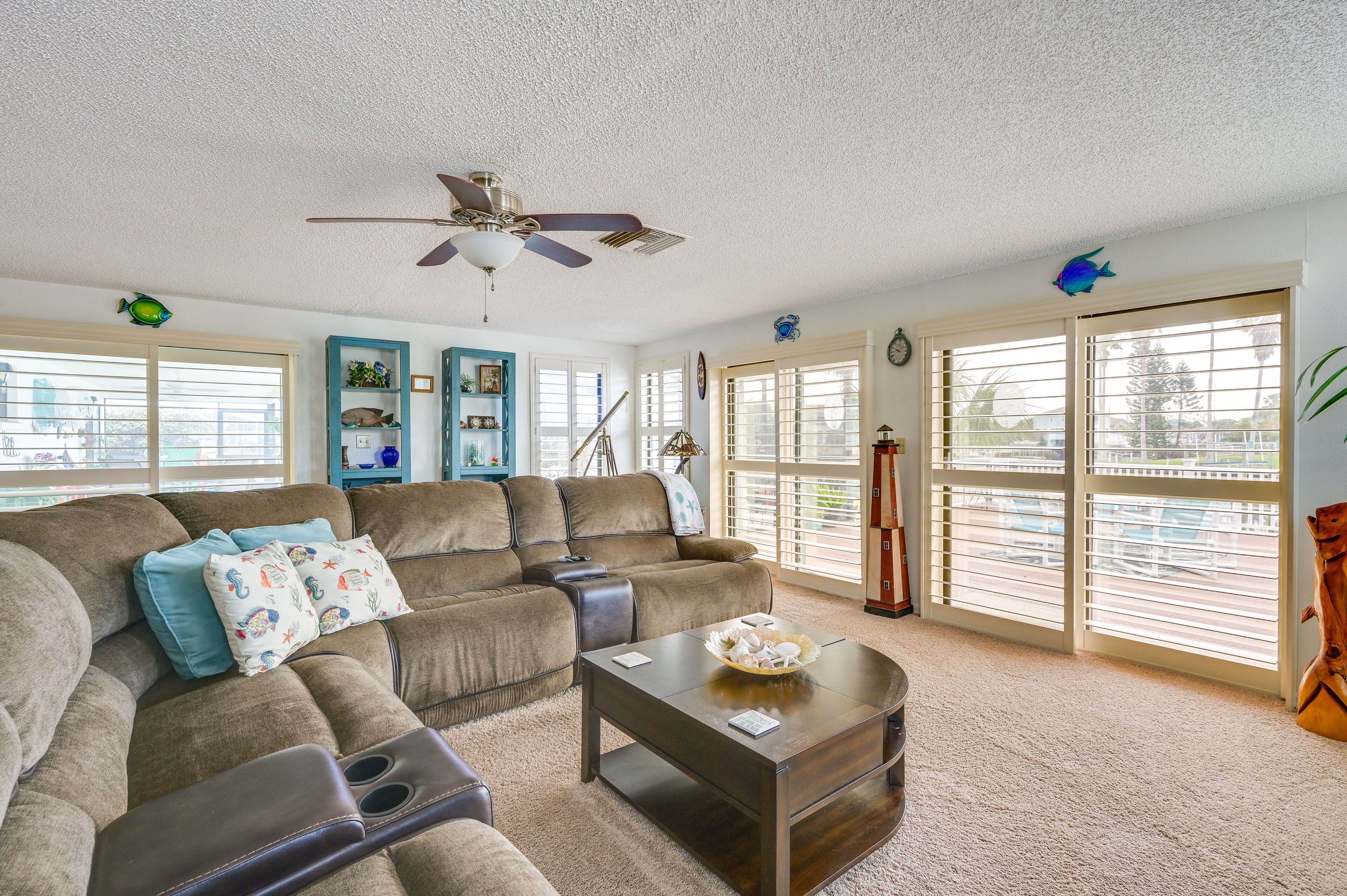 Canal-Front Hernando Beach Escape: Pool, Dock!