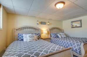 2 habitaciones, escritorio, cuna de viaje y wifi 