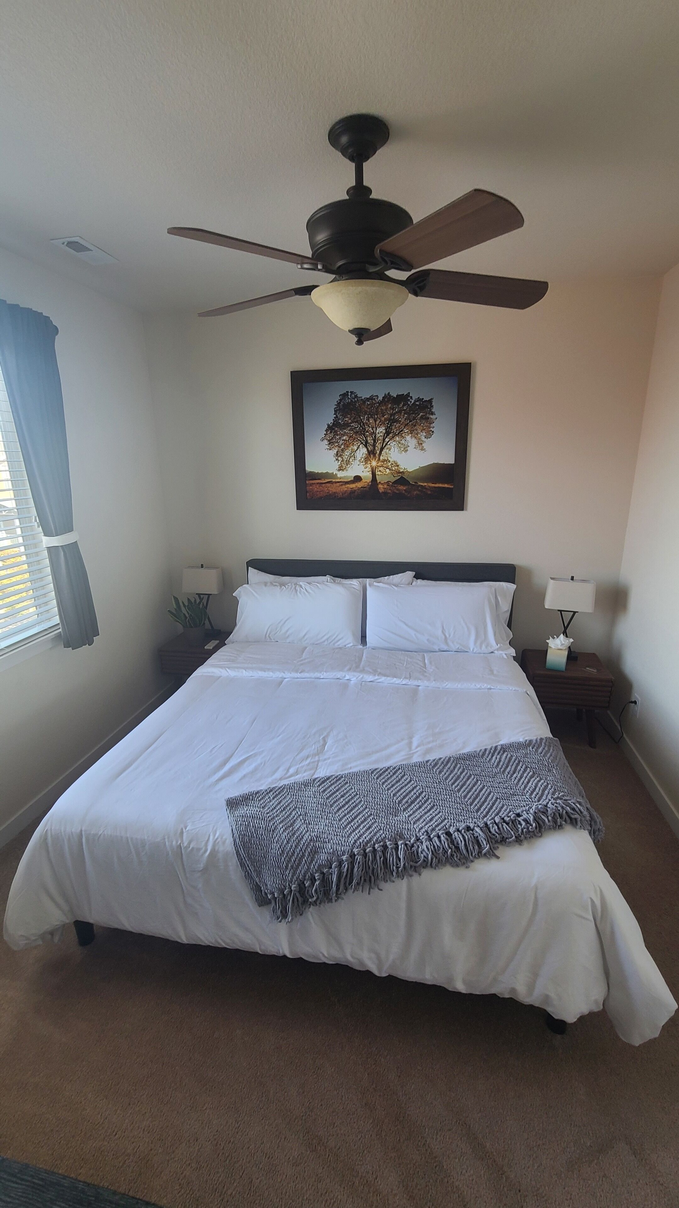 Lowry Gem!! 2 King Bed!! 5✮ Walk Score