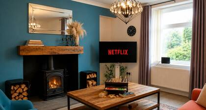 Cosy forest retreat with trails from the door, scenic cycle routes to Aberavon Beach, secure bike storage, log burner and a great pub just a short walk away. Perfect for walkers, cyclists, dog lovers and relaxing South Wales escapes.