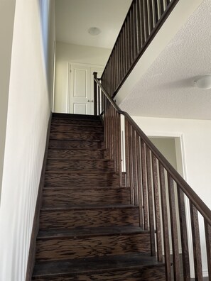 Interior - Brand New 6 bedroom 5 bathroom house (Oshawa)