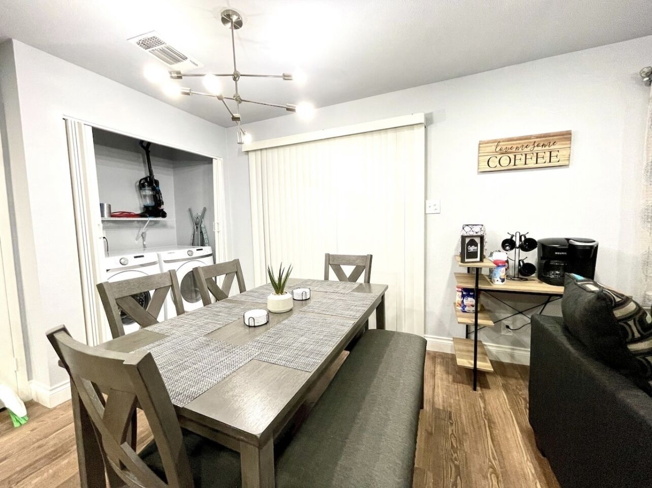 Modern 3 Beds In San Antonio with patio/Randolph AFB