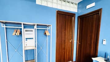 Bộ đồ giường cao cấp, chăn bông, nệm Tempur-Pedic