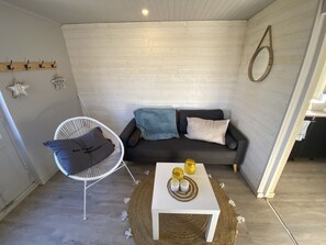 Living area - The family cabin (Champdieu)