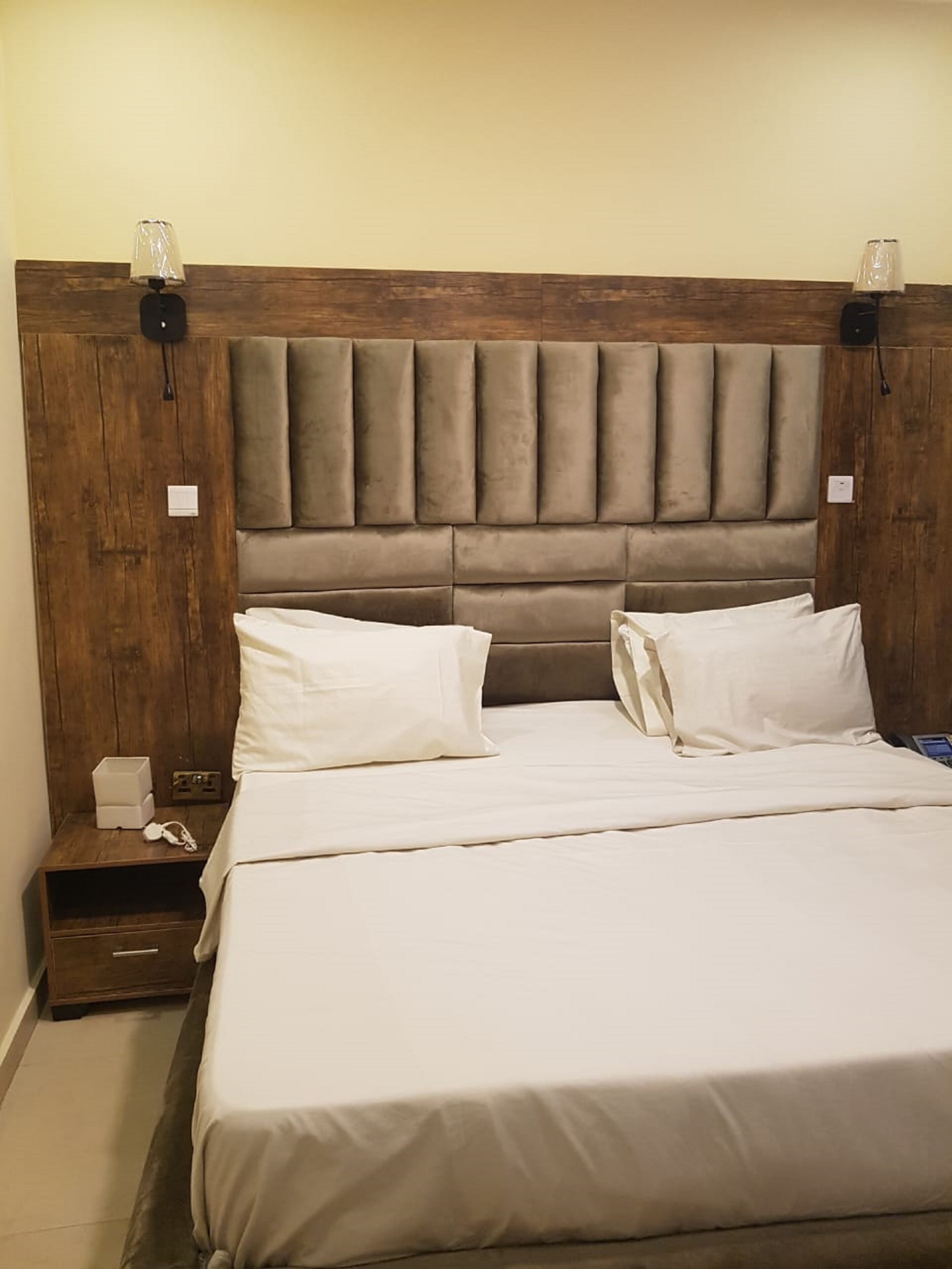 Egyptian cotton sheets, premium bedding, memory foam beds