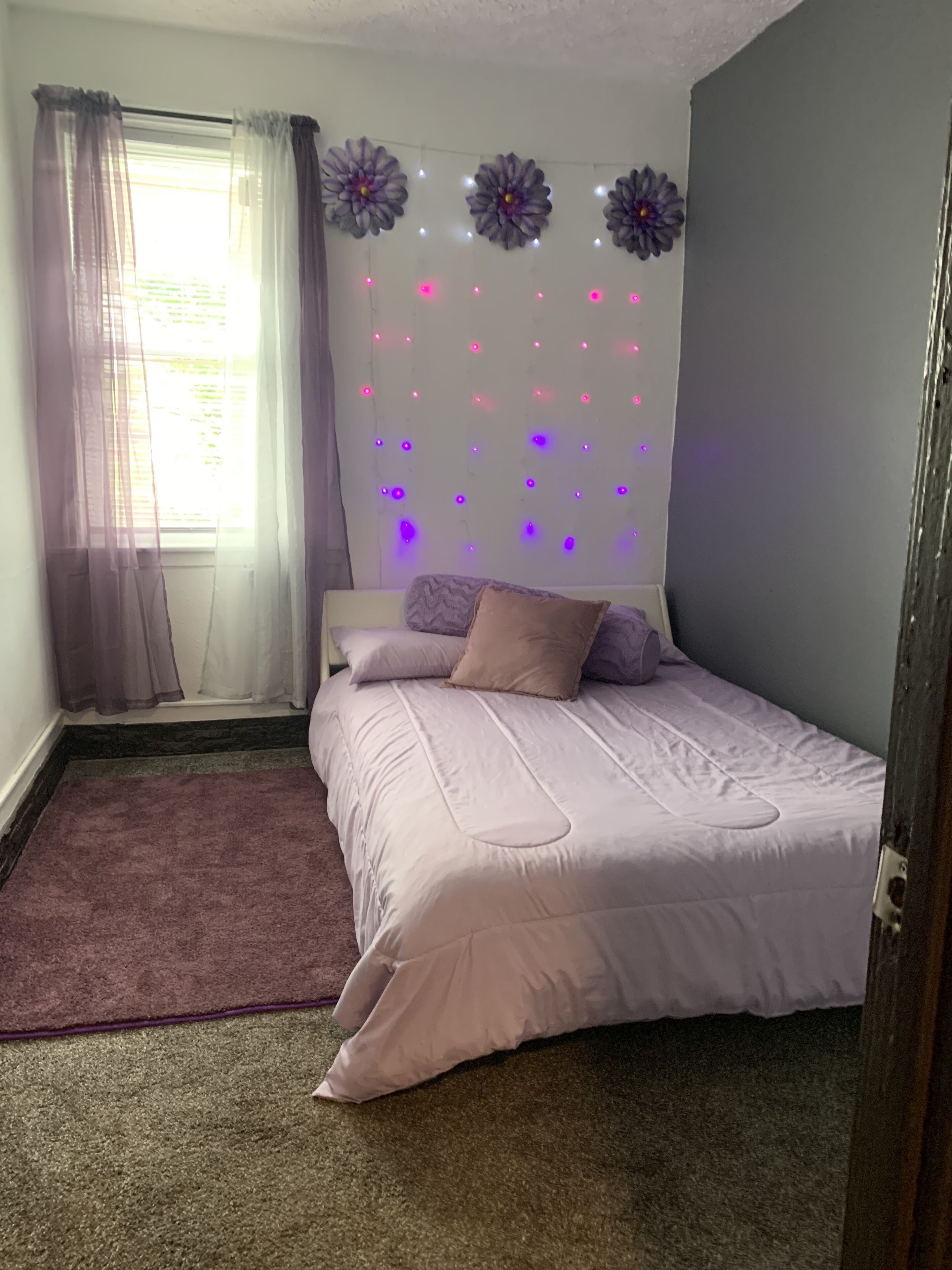 420 FRIENDLY /ROMANTIC GETAWAY/ GREAT HOSTING SPACE