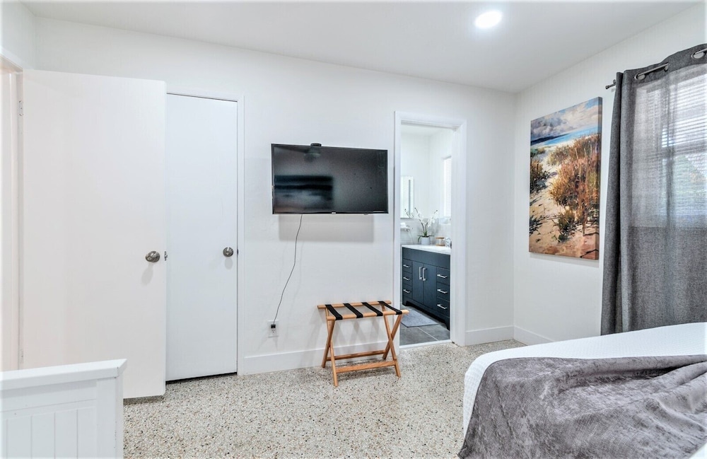2 Bedroom Home in Fort Lauderdale/Wilton Manors Wilton Manors Vrbo