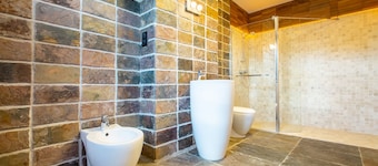 International Poznan Trades_MTP_Airport Ławica_Motorbike Racing_Apartment 125m²