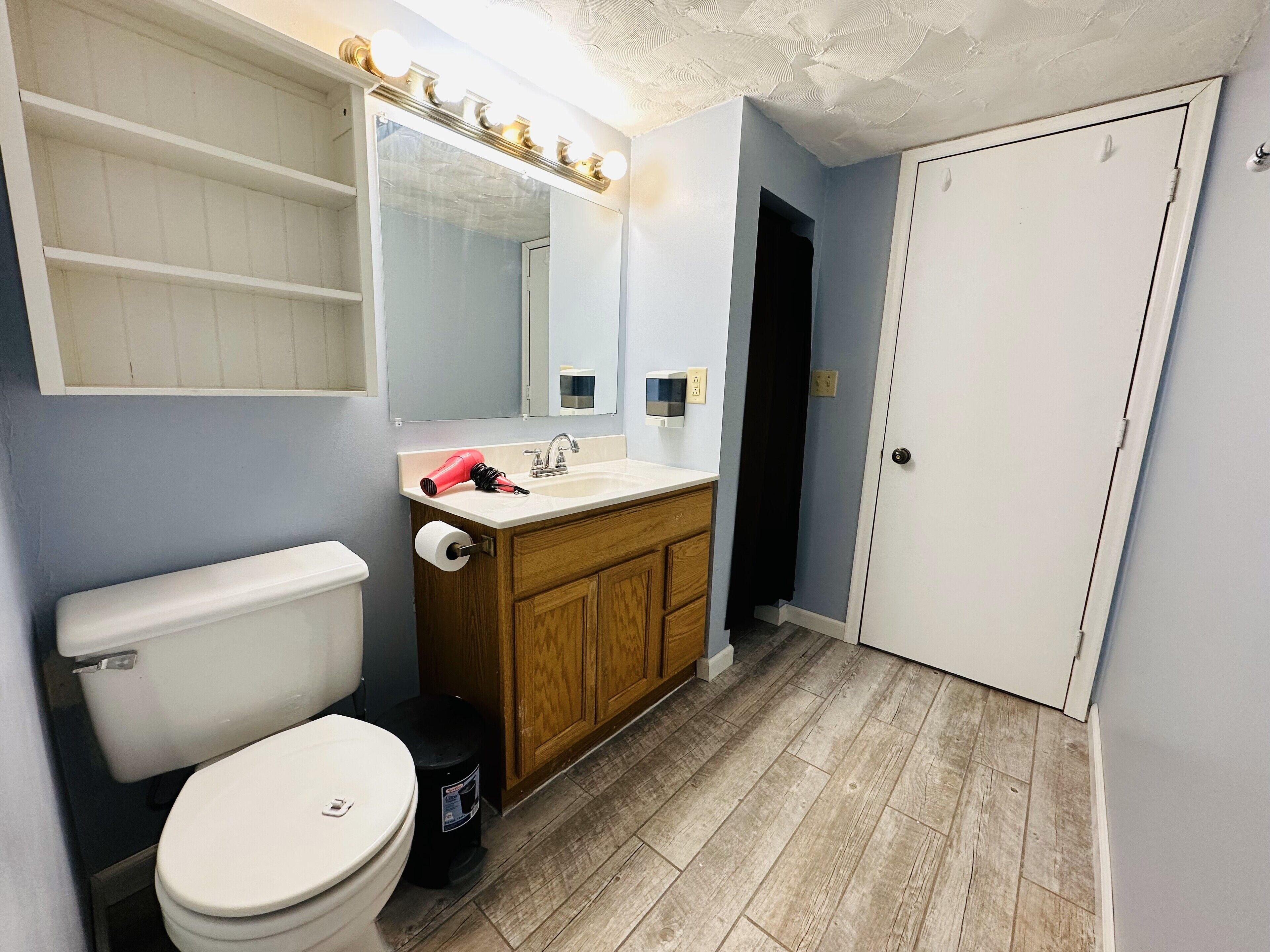 Winter warm booking! Home away from home.